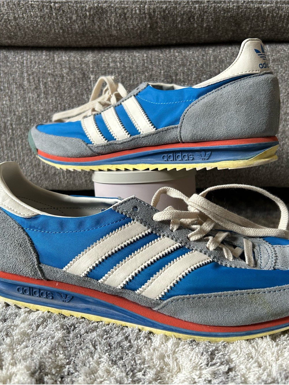 adidas Men’s Blue, Gray & White Retro Runner Sneakers